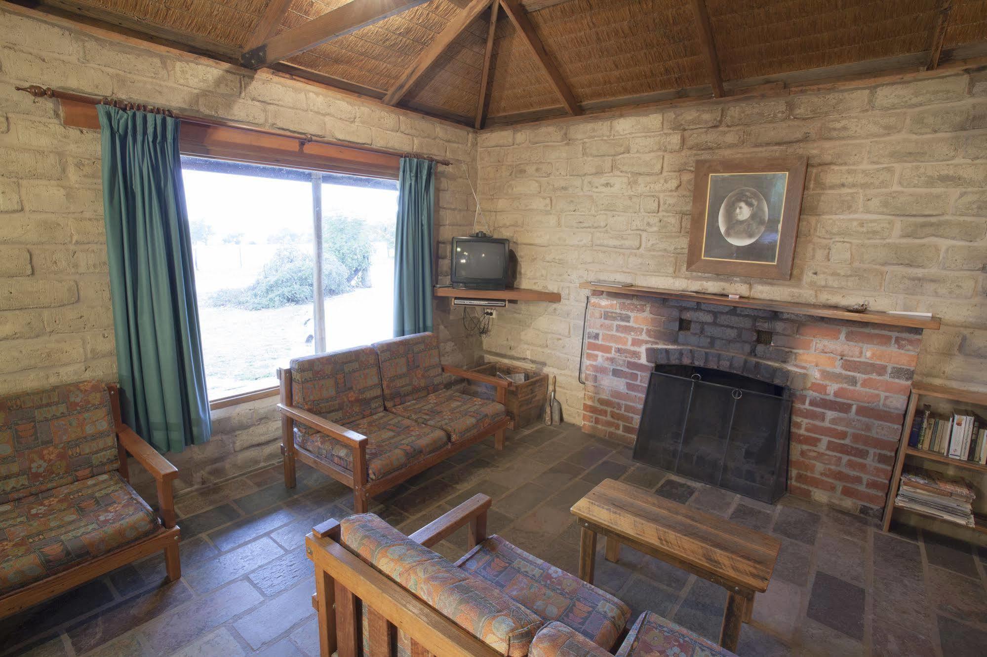 Grampians Pioneer Cottages Halls Gap Bagian luar foto